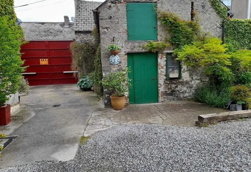 بنسيون Red Setter Town House B&b