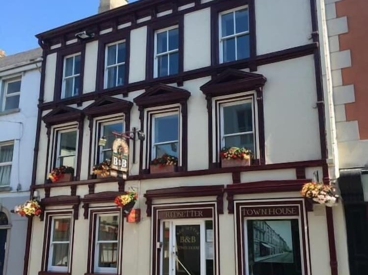 بنسيون Red Setter Town House B&b