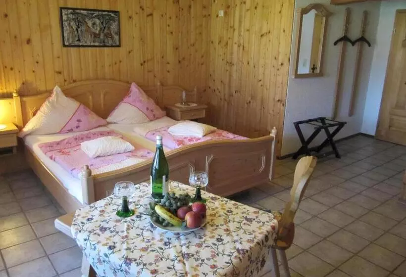 Majatalo Wäldebauernhof