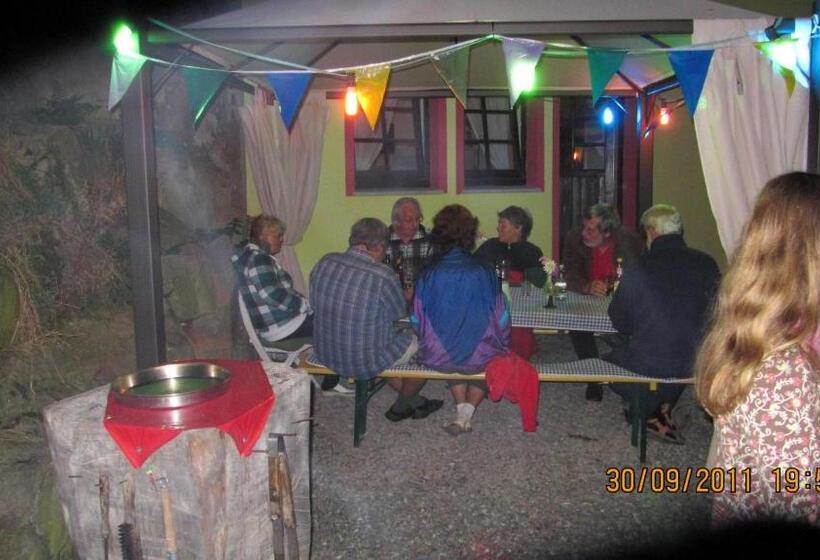 펜션 Wäldebauernhof