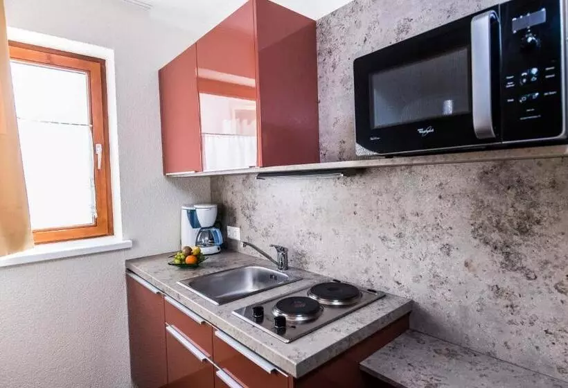 Pension Appartements Kirchenwirt