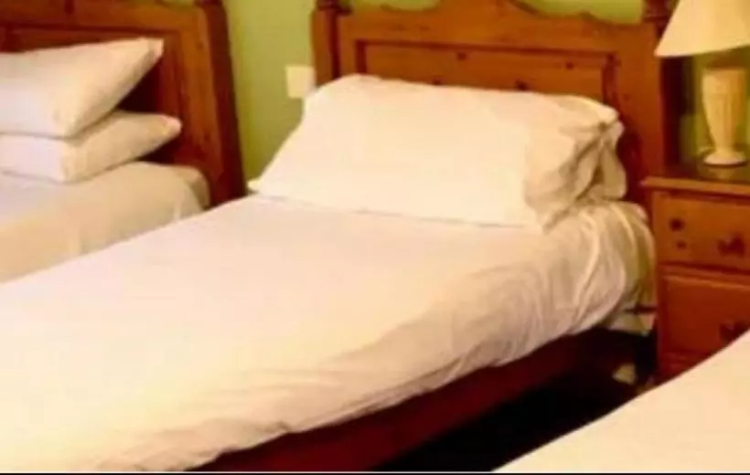 Retkeilymaja The Bullshead, Arthingworth House B&b