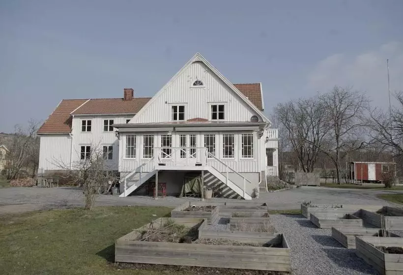 Retkeilymaja Villa Bro