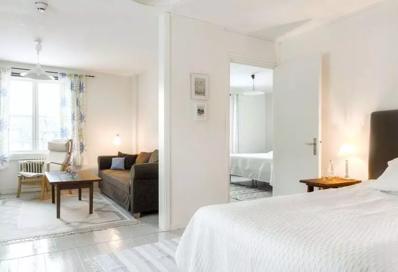 Retkeilymaja Villa Bro