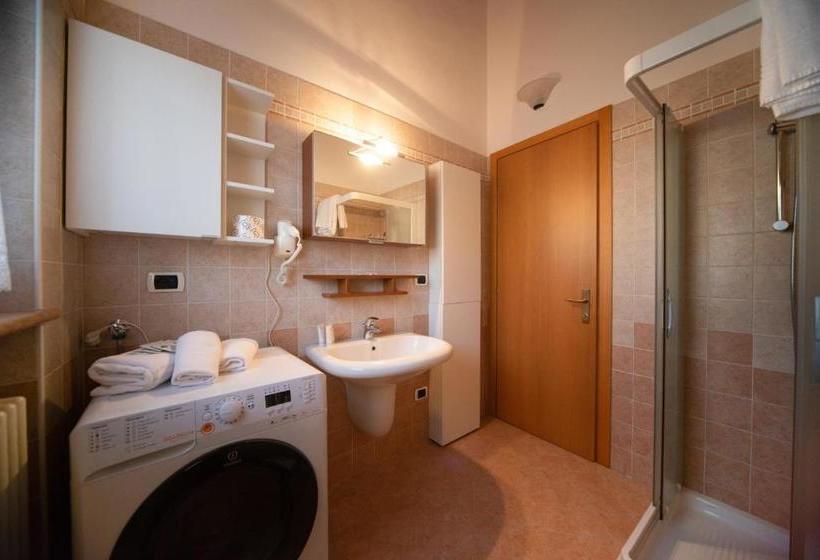 هتل Agriturismo Corte Dei Fiori