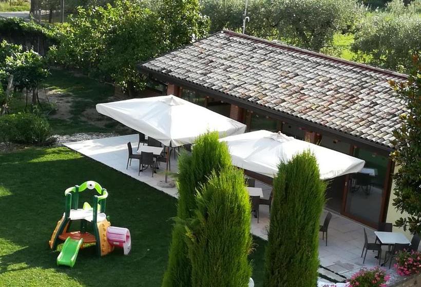 هتل Agriturismo Corte Dei Fiori