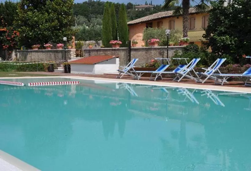 هتل Agriturismo Corte Dei Fiori