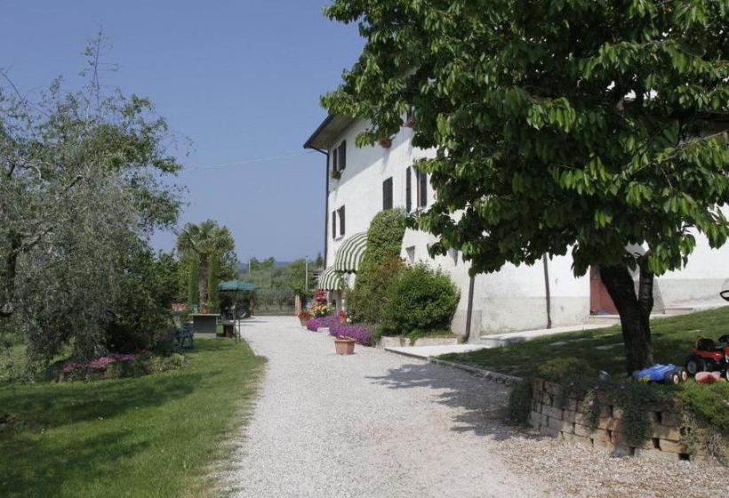هتل Agriturismo Corte Dei Fiori