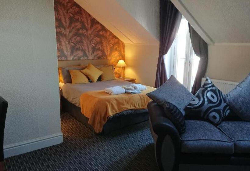 ペンション Ash Lea