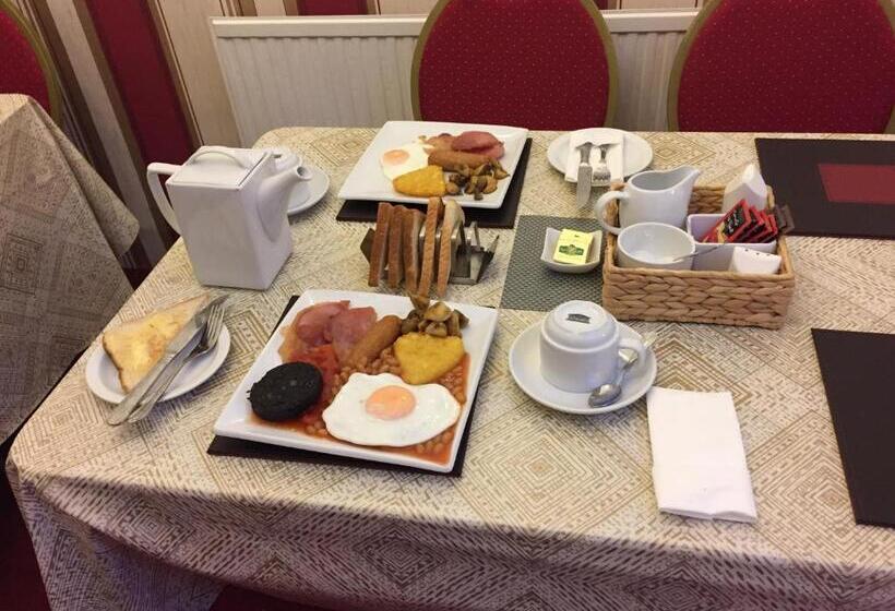 ペンション Ash Lea