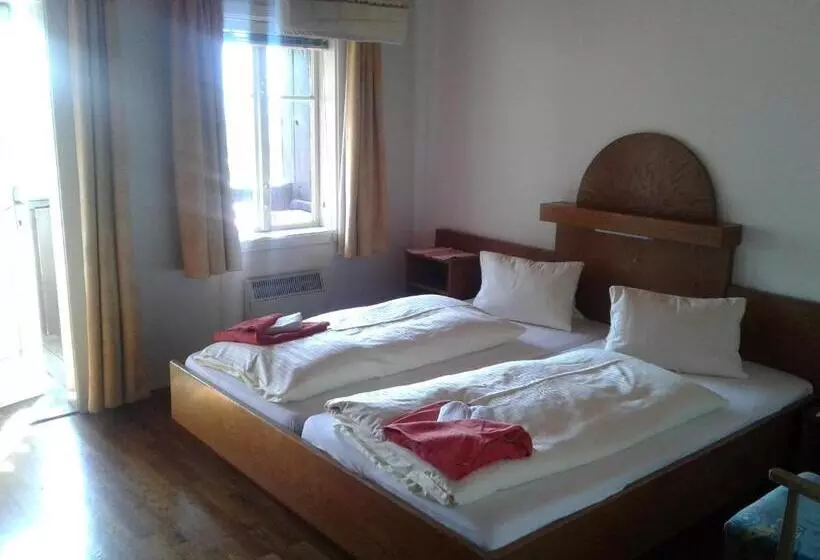 پانسیون Gasthof Laggner