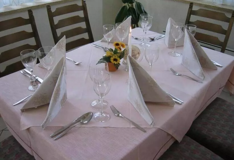 پانسیون Gasthof Laggner