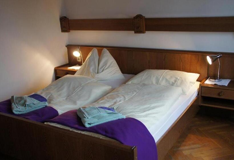 Пансион Gasthof Laggner