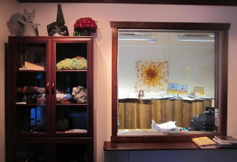 膳宿费 Guesthouse Husky