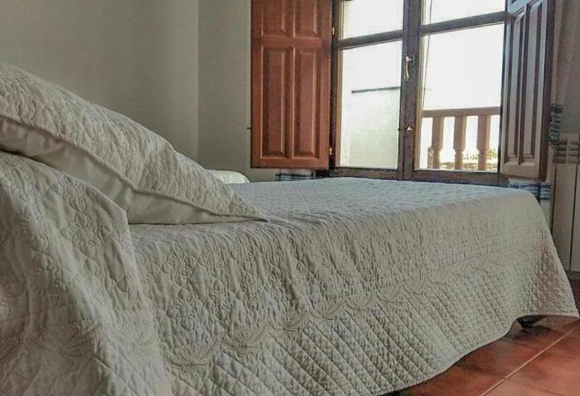 پانسیون Hostal El Cascapeñas De La Alpujarra