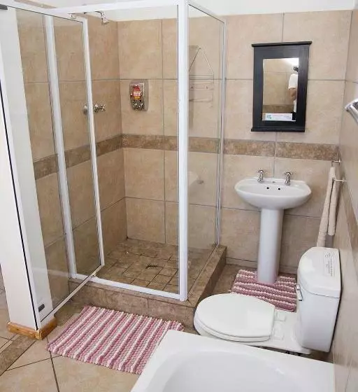 Majatalo Jaybay House