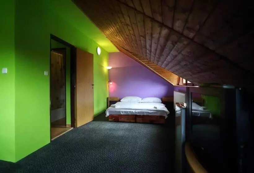 پانسیون Penzion šatovské Lípy