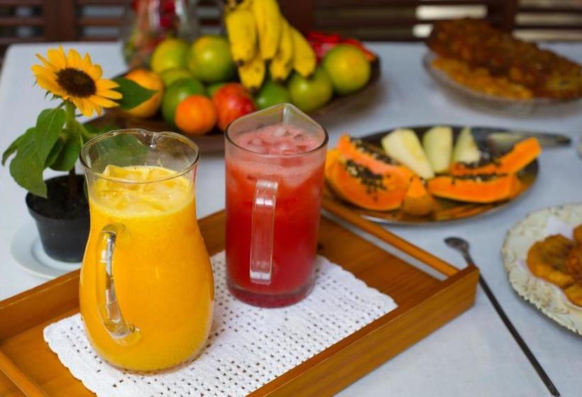 پانسیون Pousada Aurora