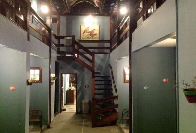 ペンション Pousada Telhado Azul