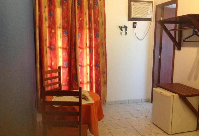 ペンション Pousada Telhado Azul