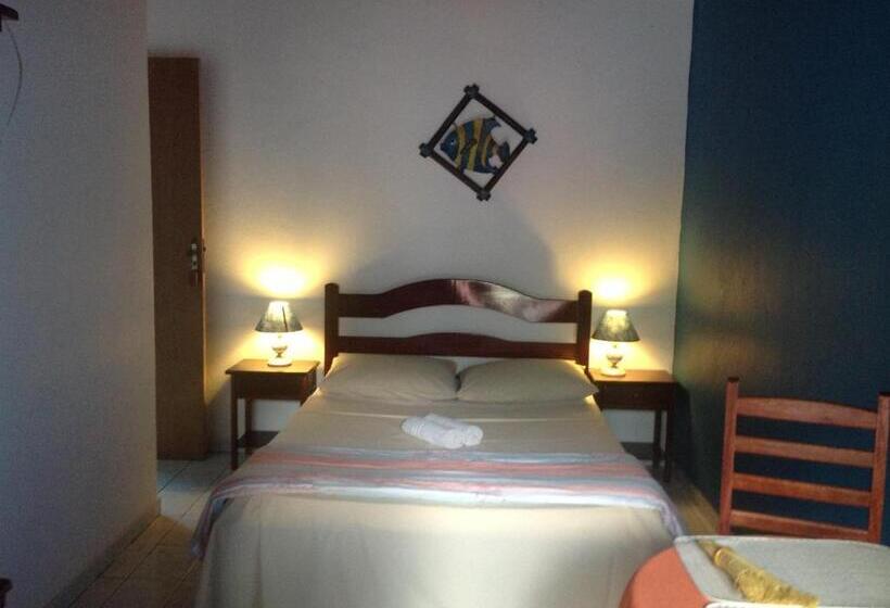 ペンション Pousada Telhado Azul