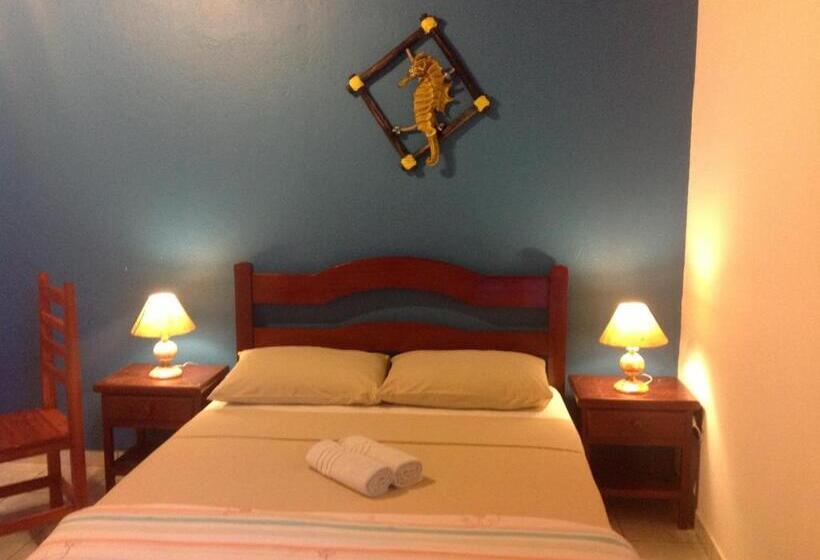 ペンション Pousada Telhado Azul