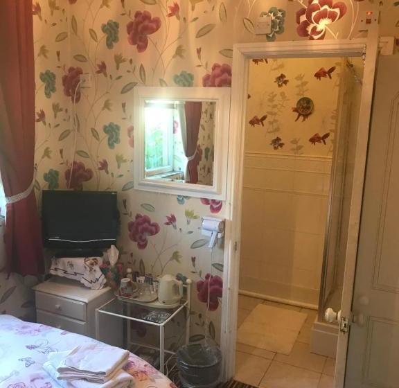 膳宿费 Redwood Lodge