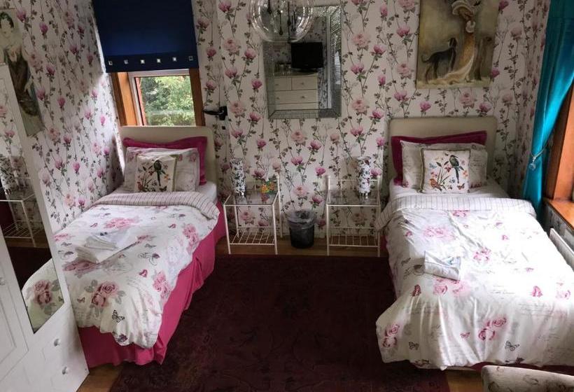 膳宿费 Redwood Lodge