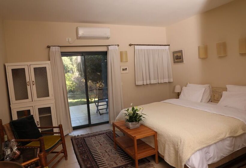 Pension Shulamit Yard