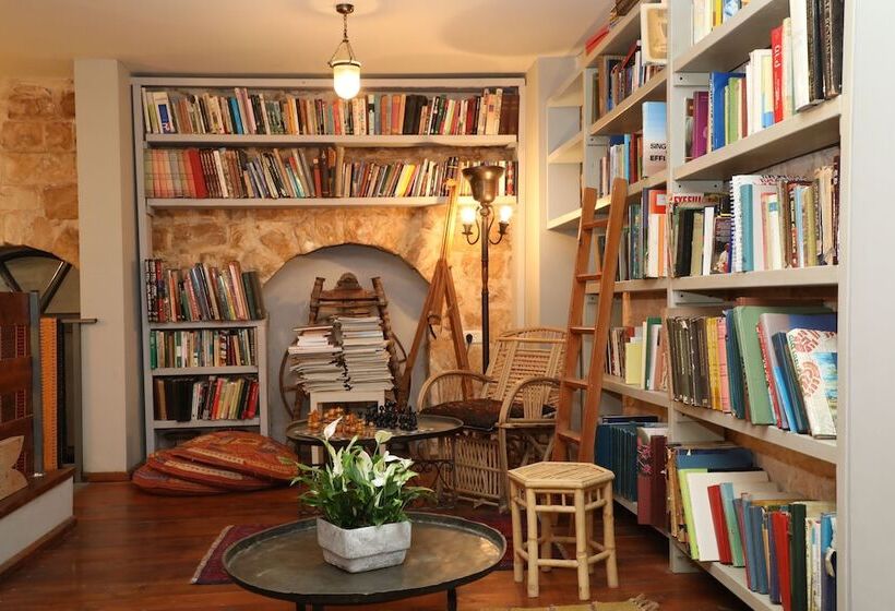 Pension Shulamit Yard