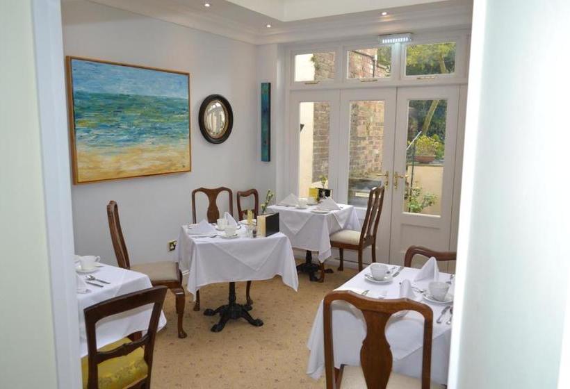 بنسيون The Bradley