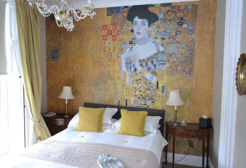 بنسيون The Bradley