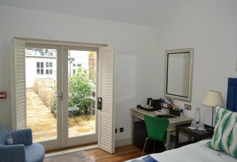 بنسيون The Bradley