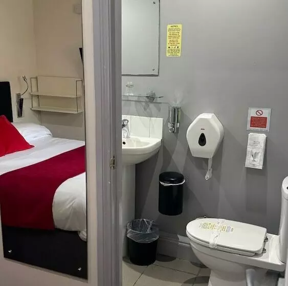 ペンション The Railway Sleeper Lodge