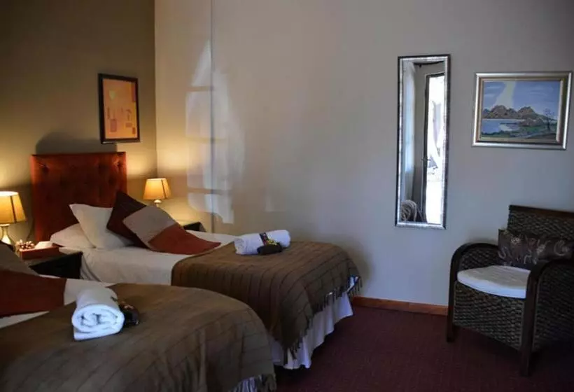 Majatalo Two Bells Guest House