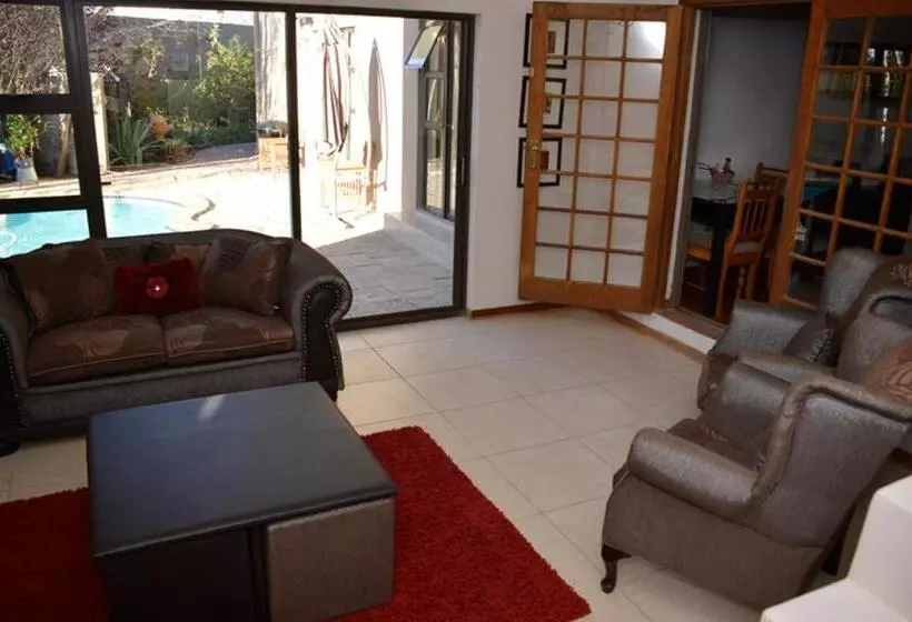 Majatalo Two Bells Guest House
