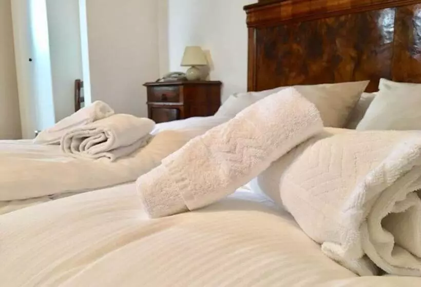 Hotelli Agriturismo Scacciapensieri