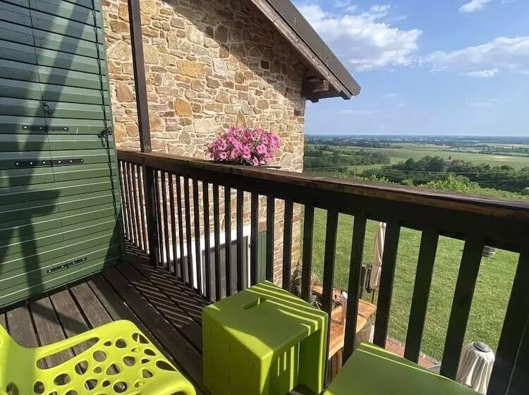 Hotelli Agriturismo Scacciapensieri