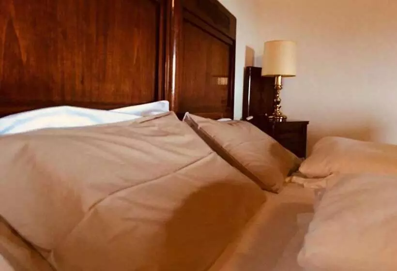 Hotelli Agriturismo Scacciapensieri