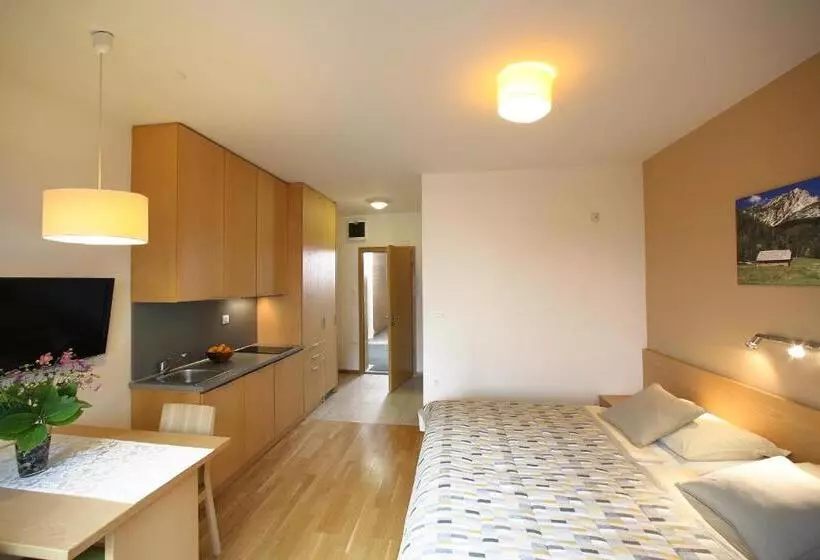 ペンション Apartments And Rooms Bernik