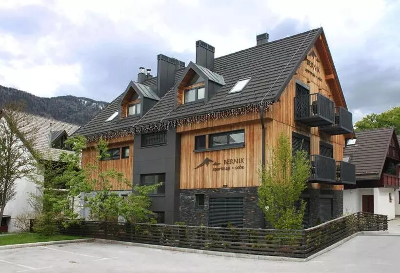 ペンション Apartments And Rooms Bernik