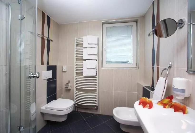 ペンション Apartments And Rooms Bernik