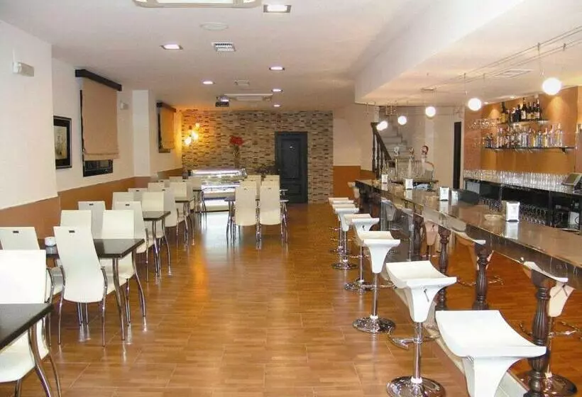 ペンション Hostal San Andres