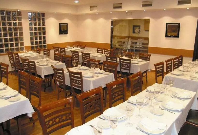 ペンション Hostal San Andres