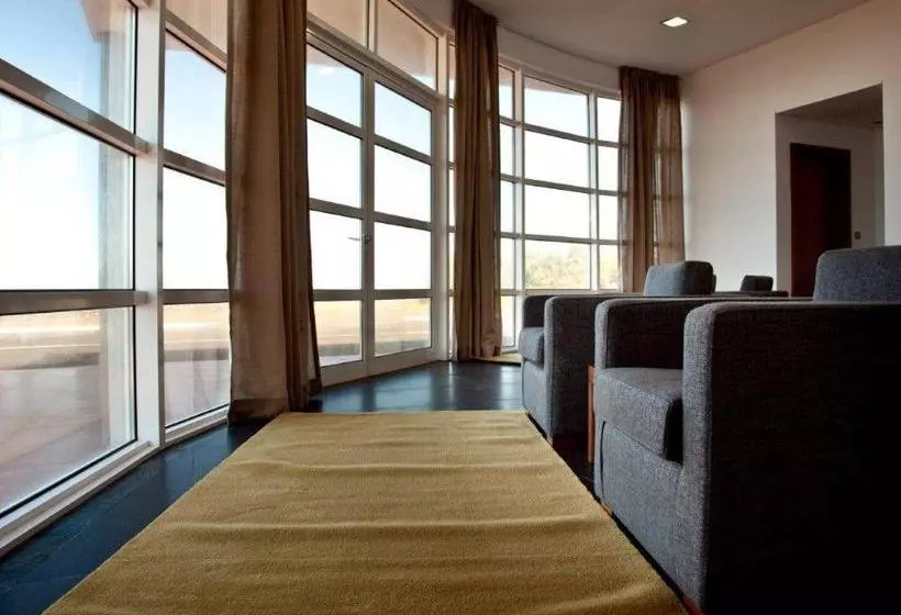 Pensão Jeiroes Do Mar