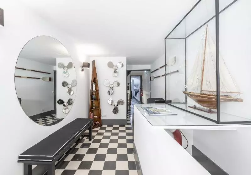پانسیون Oporto Street Fonte Taurina Riverfront Suites