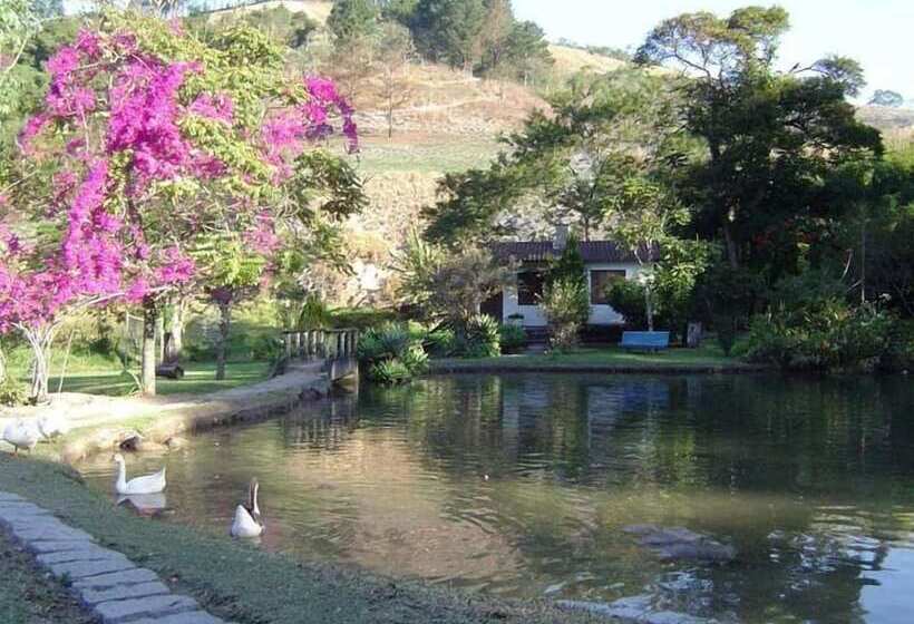 Pensionat Pousada Esmeralda