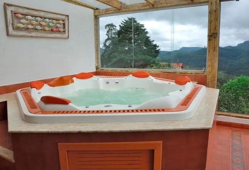 ペンション Pousada Vila Mineira