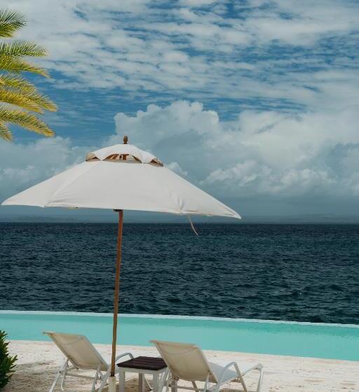 The Bannister Hotel & Yacht Club By Mint