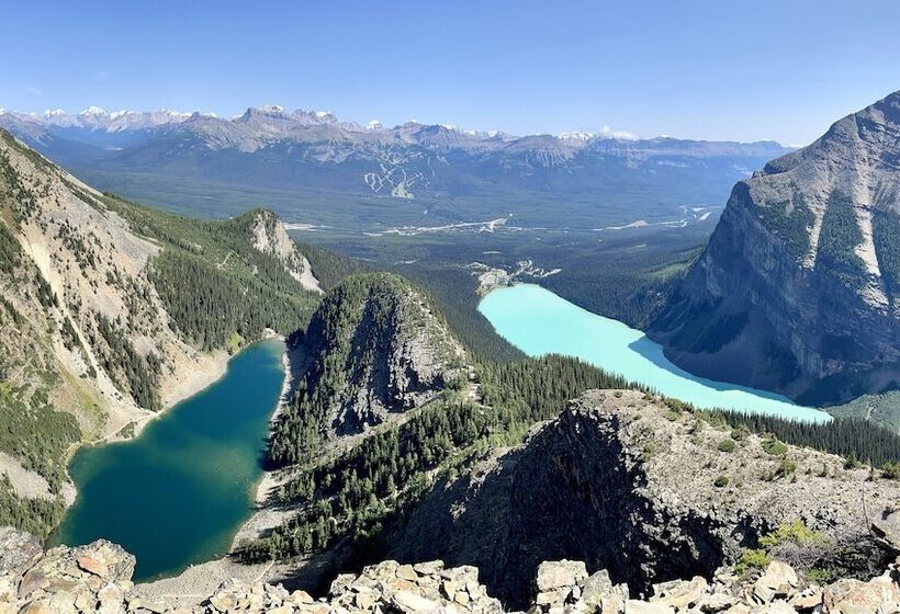 فندق صغير A Bear And Bison Country Inn